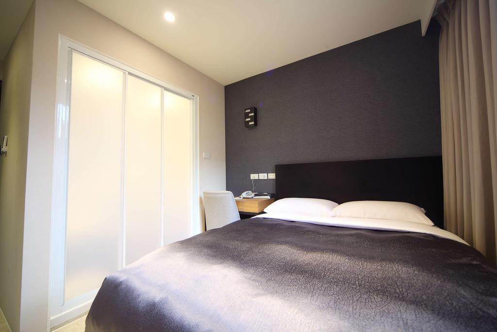 E-House Xining Branch Hotel Taipei Exterior photo